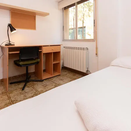 Espacioso Piso De 4 Habitaciones Cerca Del Mar Tarragona Exterior photo