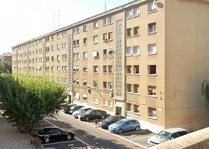 Espacioso Piso De 4 Habitaciones Cerca Del Mar